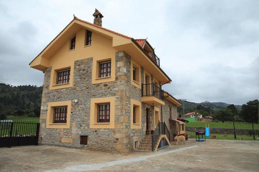 Vivienda Rural La Mazuga Holiday home Cabarceno
